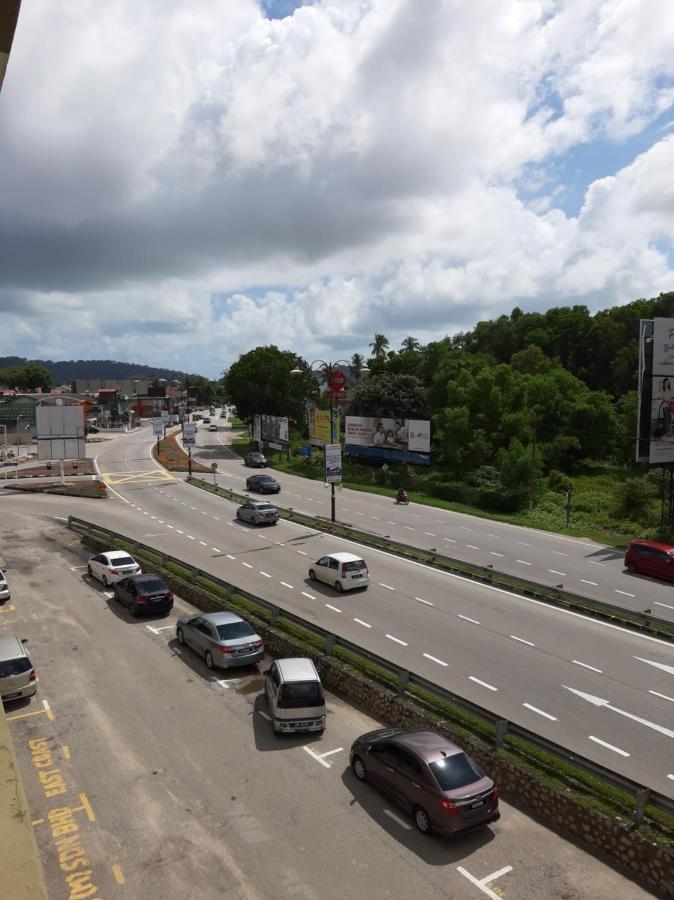 Hotel Avenue Kuantan Exteriör bild