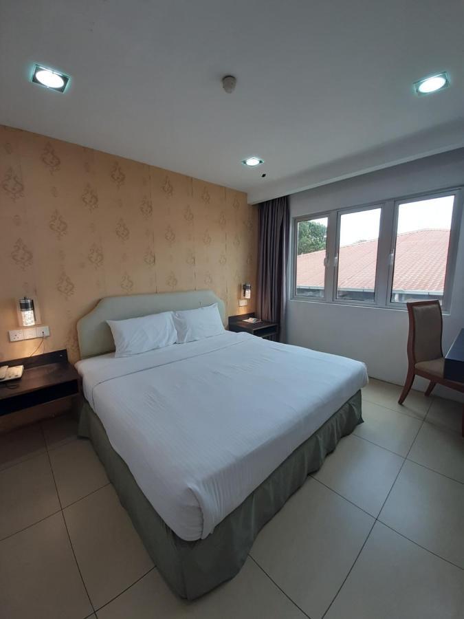 Hotel Avenue Kuantan Exteriör bild